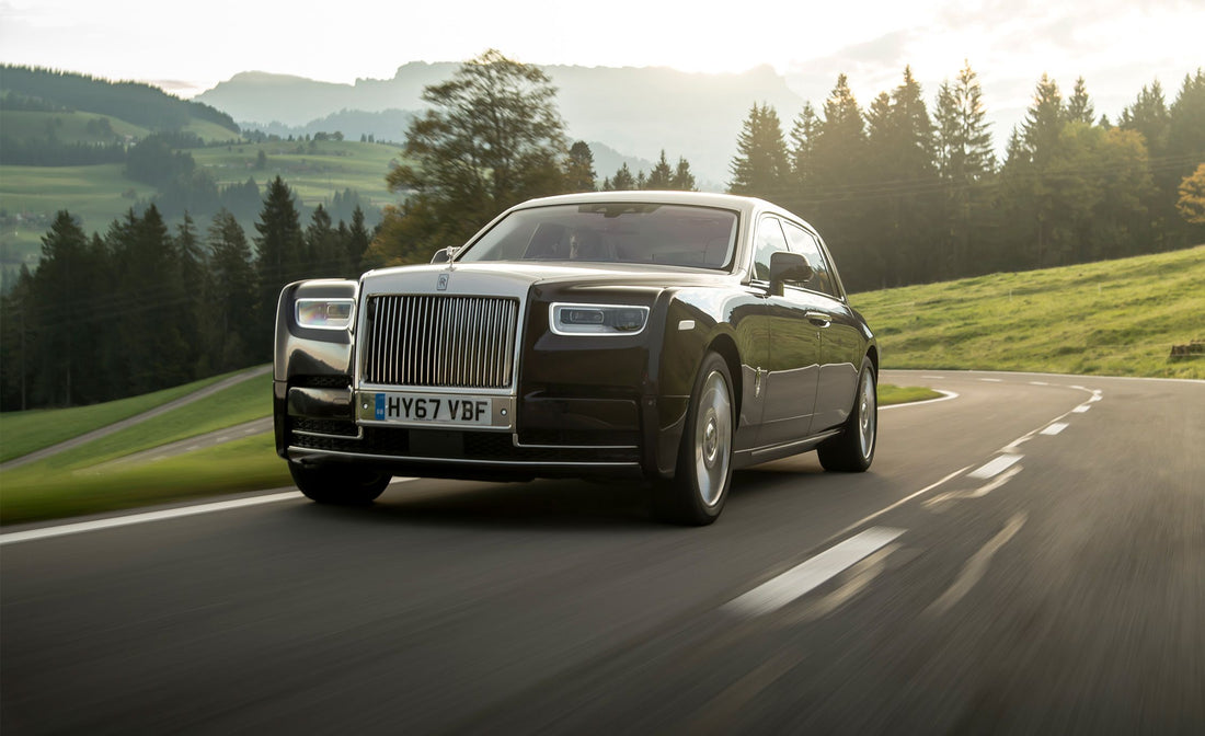 Inside the Rolls Royce Phantom VIII