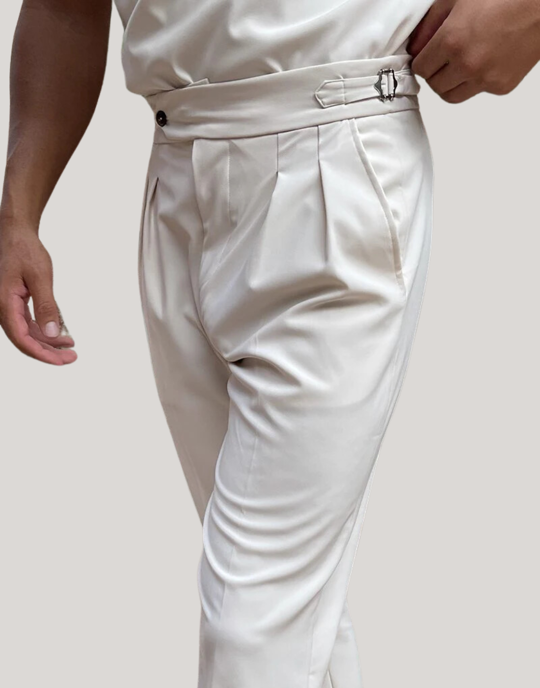 Oxford Pleated Trousers in Beige